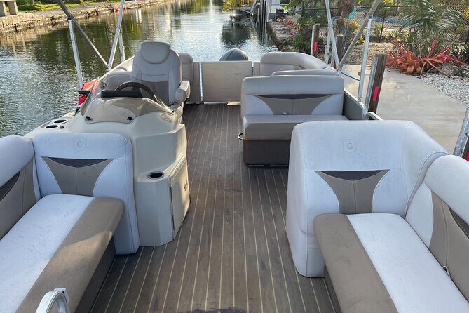 Cudjoe Key, Florida Boat Rental Services - Eating and Drinking While You Boat: Kiki’s, Tonio’s, and Geiger Key Tiki