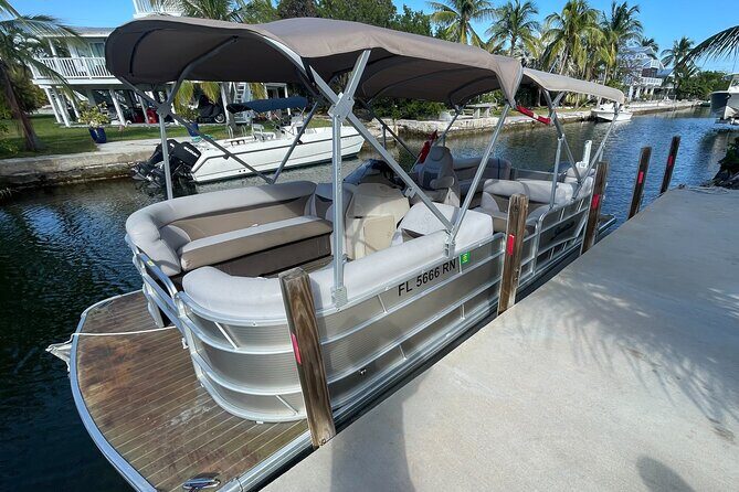 Cudjoe Key, Florida Boat Rental Services - Your Boat Setup: Tritoon Comfort Plus GPS You Can Follow
