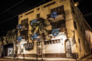 Hemingway Tour - Finding Your Start Point on Greene Street at 7:00 pm