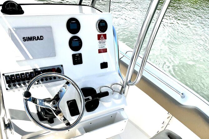 Key West Center Console Boat Rental With Sound and Seat Upgrade - The Boat: A comfort-first center console in Key West