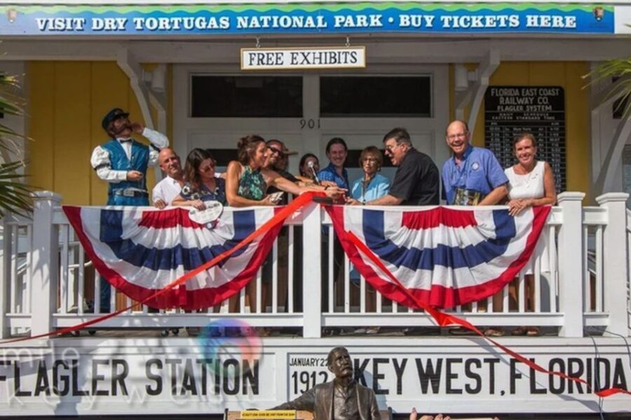 Key West: Hemingway's Life and Local Food Walking Tour - Key highlights at a glance