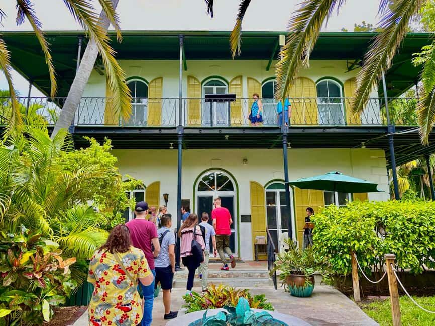 Key West: Insider's Hemingway Experience - Start Where the Story Begins: 907 Whitehead St to Old Town Momentum