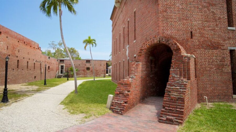 Key West: Museum Culture Pass For 4 Great Museums - Key West Lighthouse and Keepers Quarters: 88 Steps for Views That Pay Back