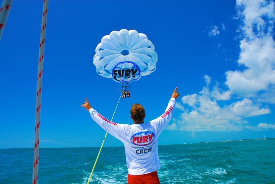 Key West: Parasailing Above the Island Paradise - Photos and Memories: What’s Included and What You’ll Pay Extra For