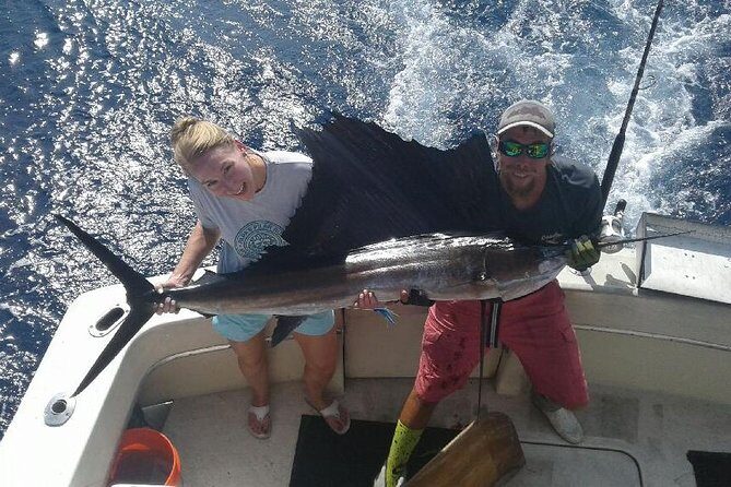 Key West Private Fishing Charters- 4 HRS 36 FT HATTERAS COWBOY - Booking Rhythm, Weather Reality, and How to Prep