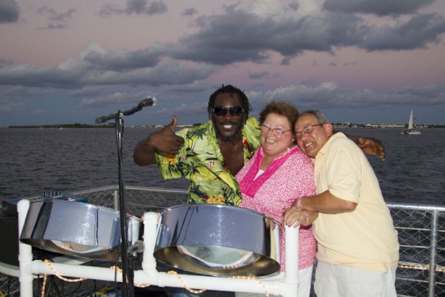 Key West: Sunset Dinner Cruise with Open Bar & Live Music - The 2-hour timeline: how to avoid the rushed feeling