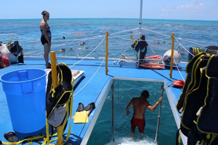 Miami: Key West Boat Tour w/ Optional Snorkeling & Open Bar - 6:30 AM Collins Ave Pickup and the Four-Hour Coach Ride