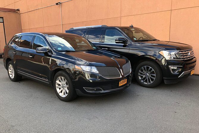 Private Arrival Transfer from Key West Airport EYW - Vehicle Choice for Families: Sedan, SUV, or Limousine